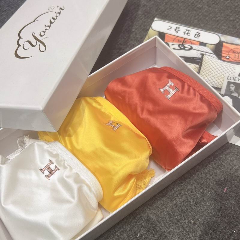 Yosasi woman boxer  (21)