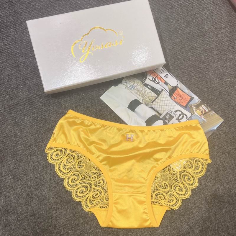 Yosasi woman boxer  (27)