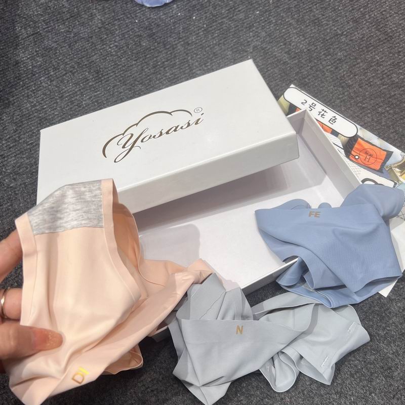 Yosasi woman boxer  (28)