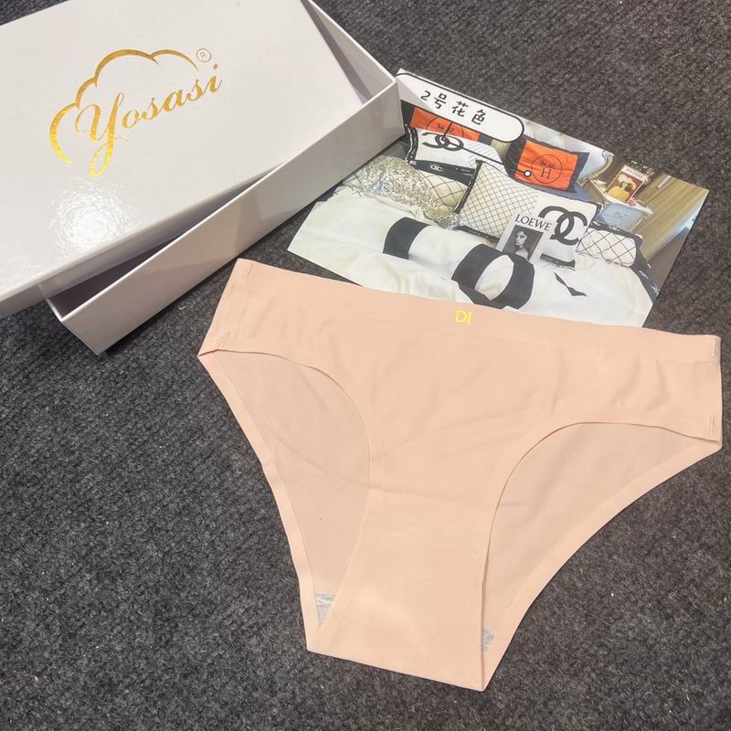 Yosasi woman boxer  (33)