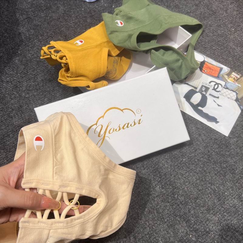 Yosasi woman boxer  (38)