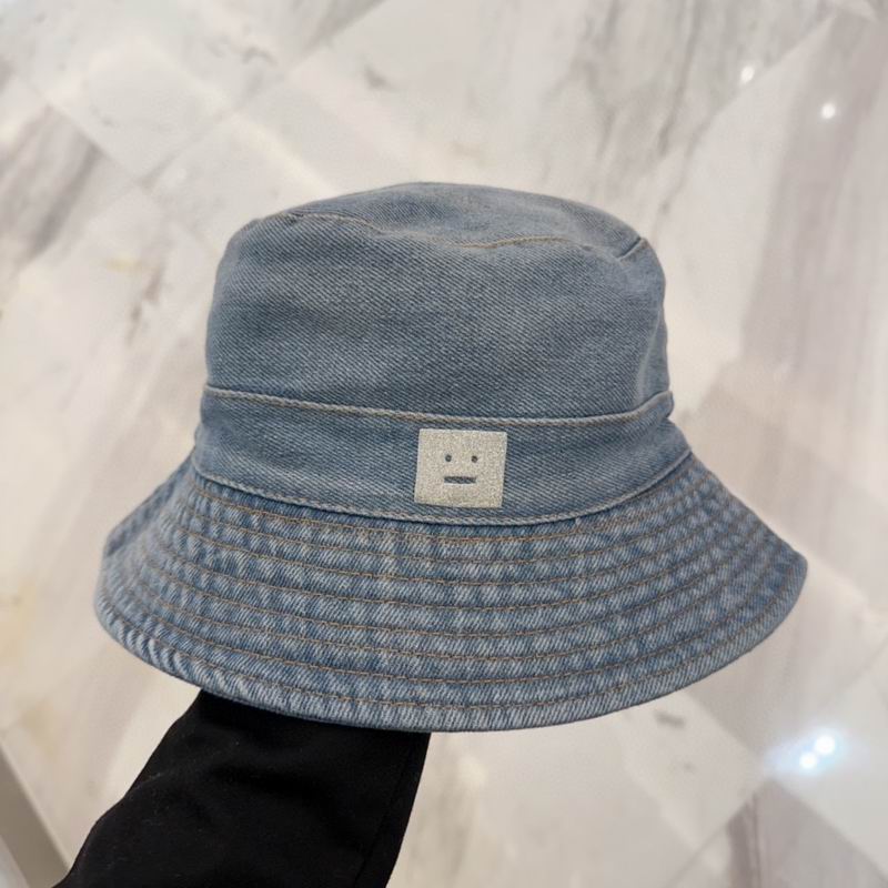 Acne hat dx (10)