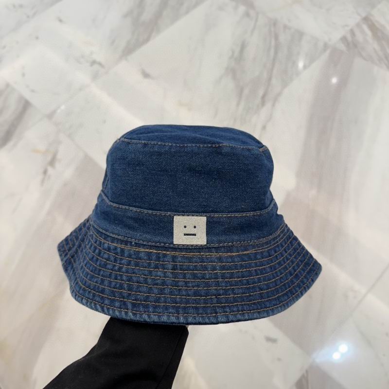 Acne hat dx (19)