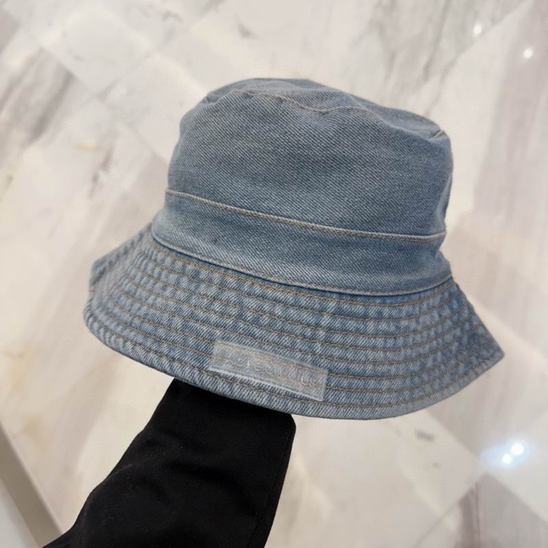 Acne hat dx (7)