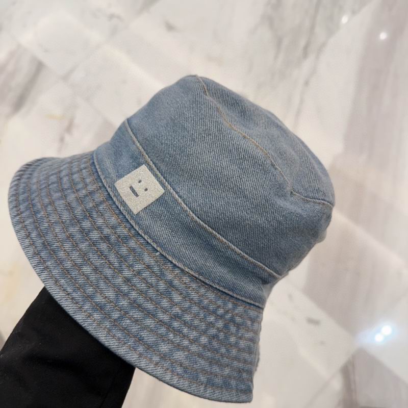 Acne hat dx (8)