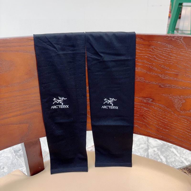 Arcteryx oversleeve hh (1)