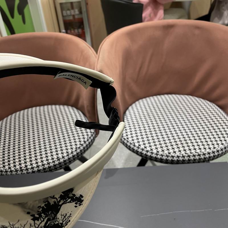 Balenciaga Visor (2)