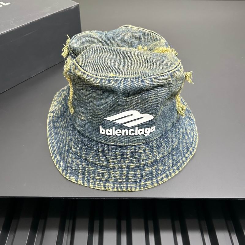 Balenciaga hat dx (1)