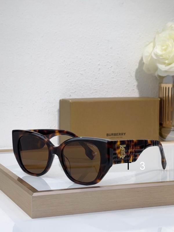 Burberry 602 54 19-145 c01