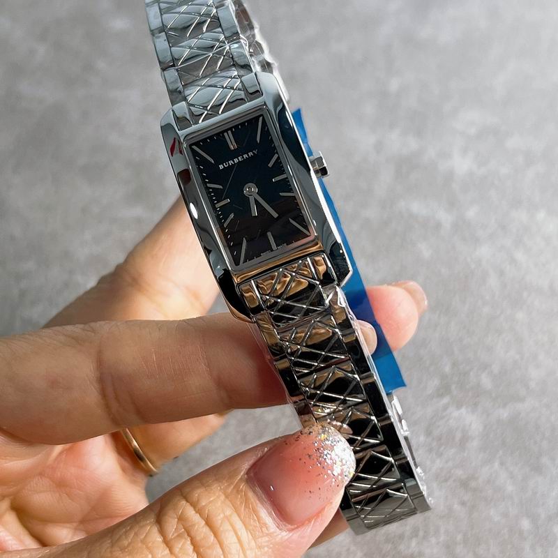 Burberry 19X30mm 37 (6)