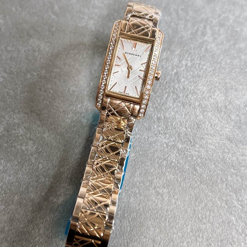 Burberry 19X30mm 38 (3)