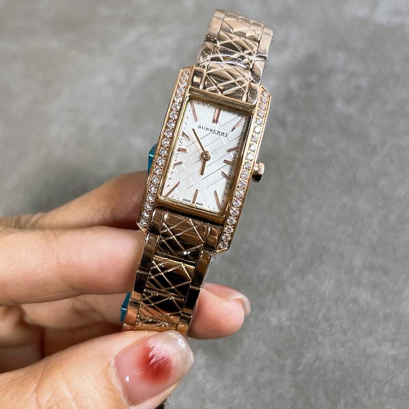 Burberry 19X30mm 38 (4)