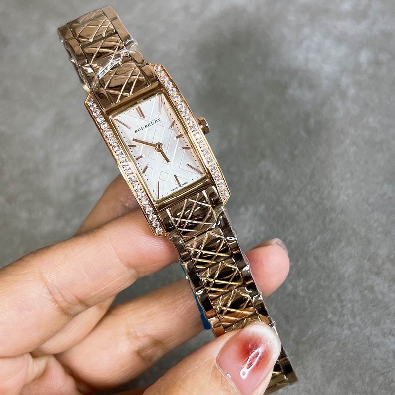 Burberry 19X30mm 38 (5)