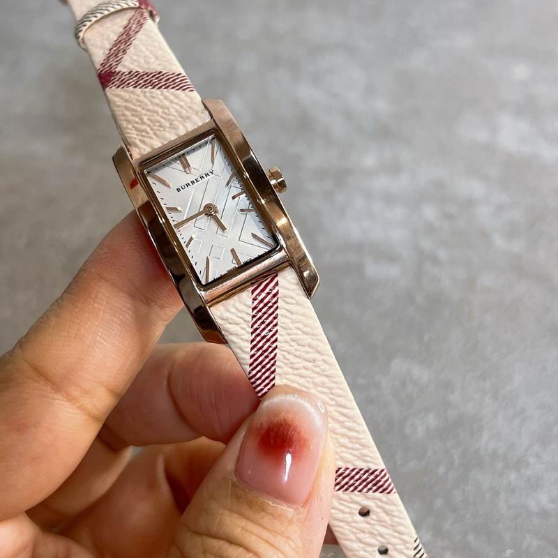 Burberry 19X30mm 39 (10)