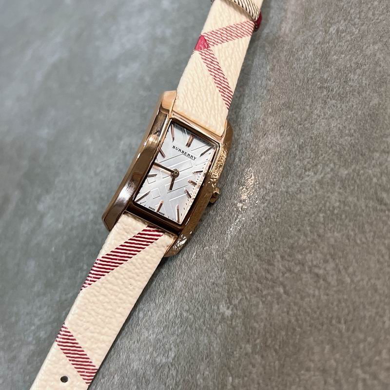 Burberry 19X30mm 39 (11)