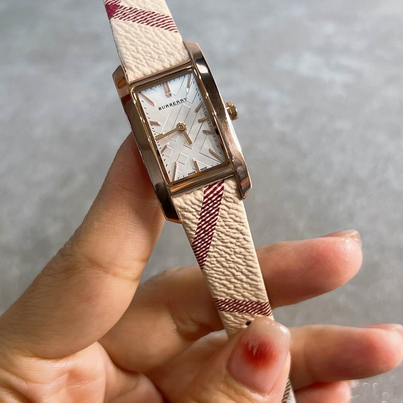 Burberry 19X30mm 39 (15)