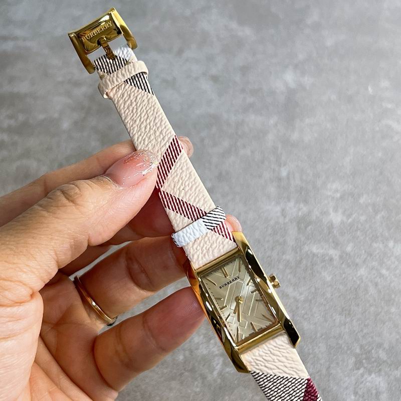 Burberry 19X30mm 39 (16)