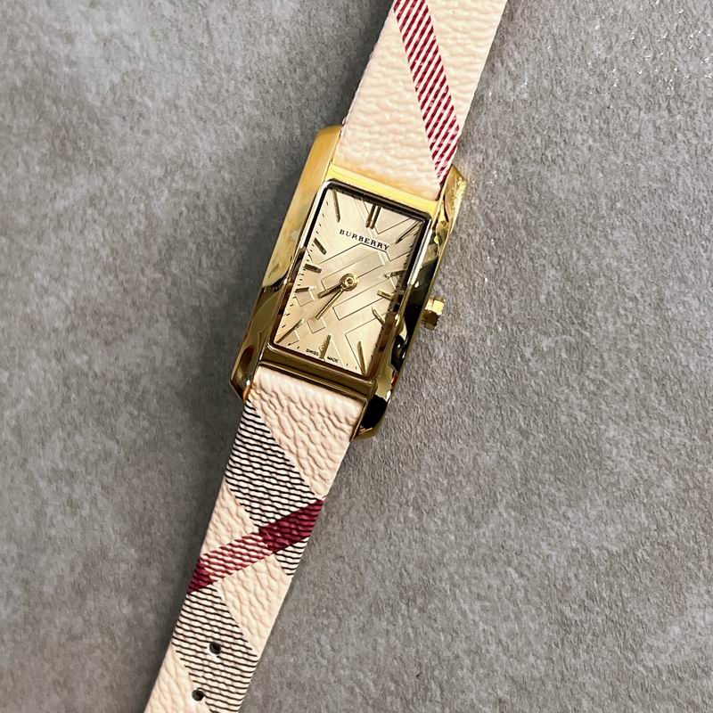 Burberry 19X30mm 39 (17)