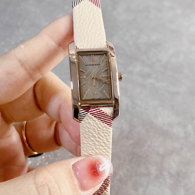 Burberry 19X30mm 39 (3)