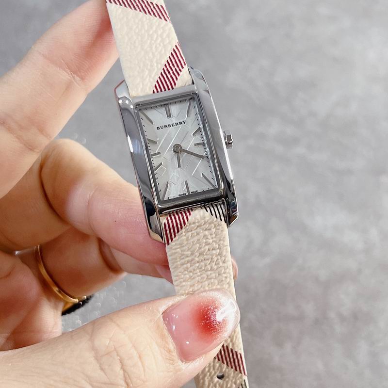 Burberry 19X30mm 39 (6)