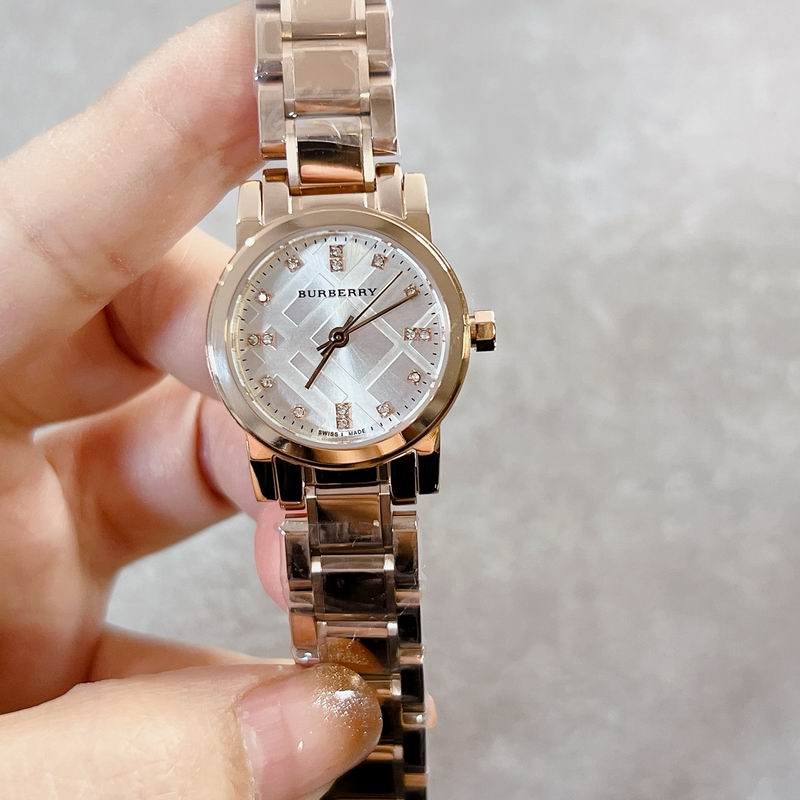 Burberry 26mm 46 (6)