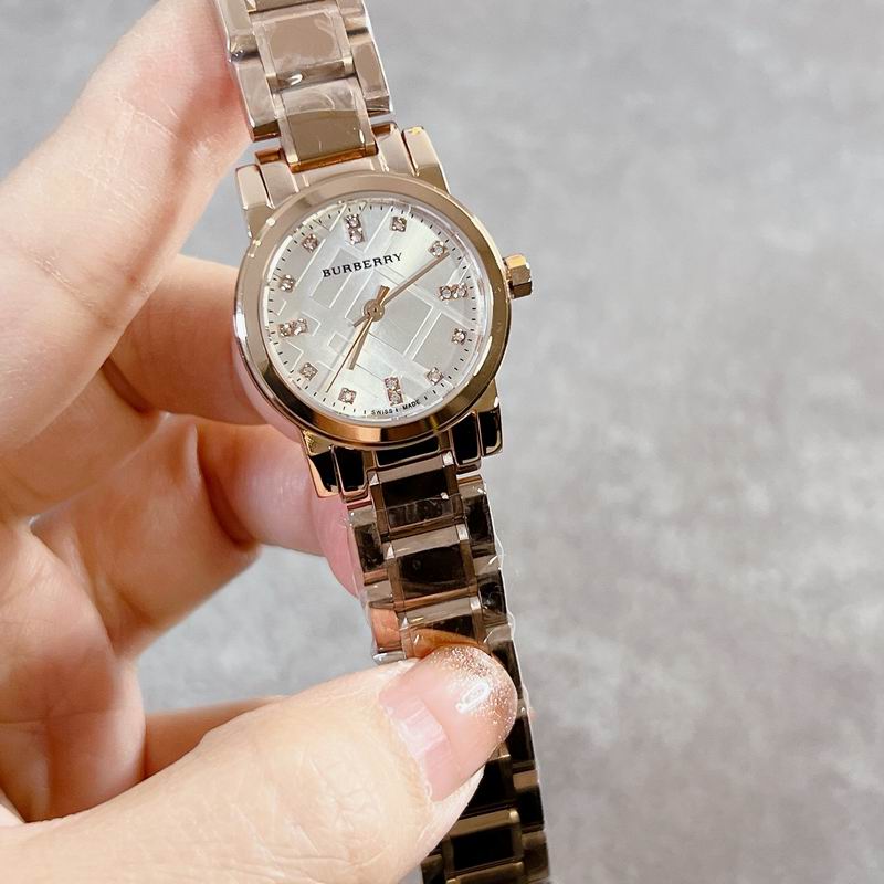 Burberry 26mm 46 (7)