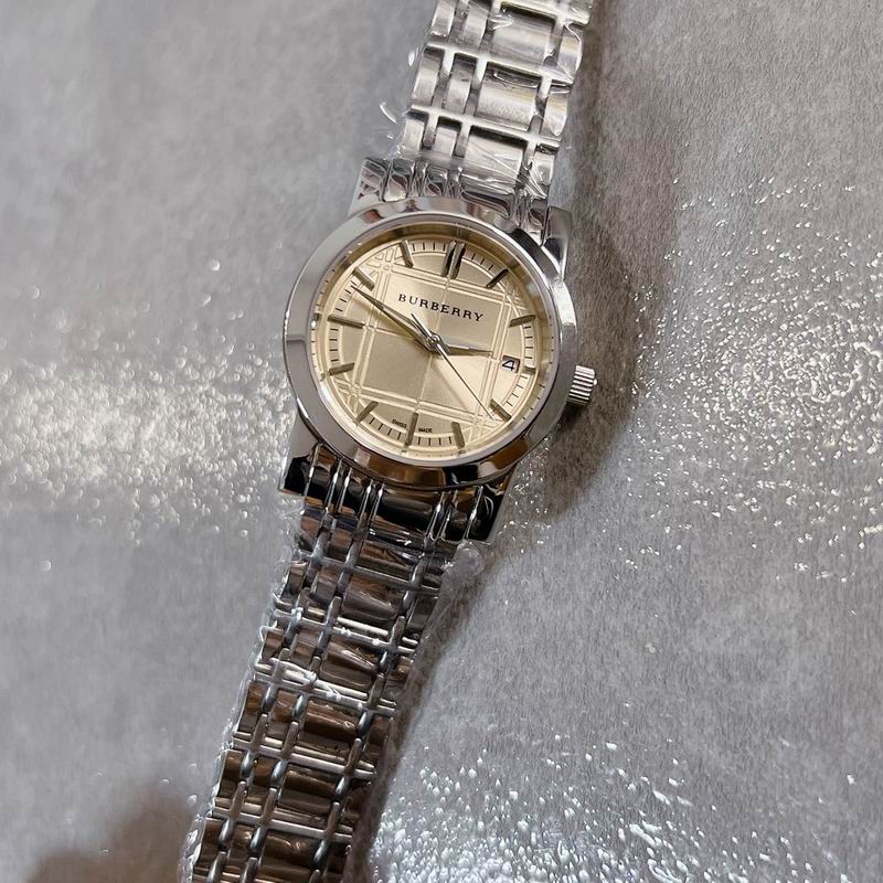 Burberry 29mm 49 (9)