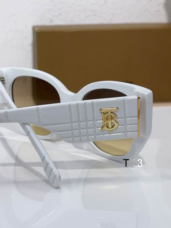 Burberry 602 54 19-145 c08