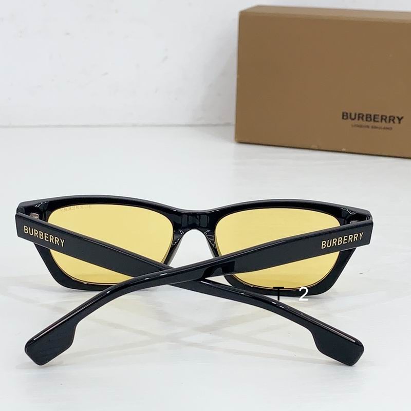 Burberry BE4357 53 17-145 b (2)