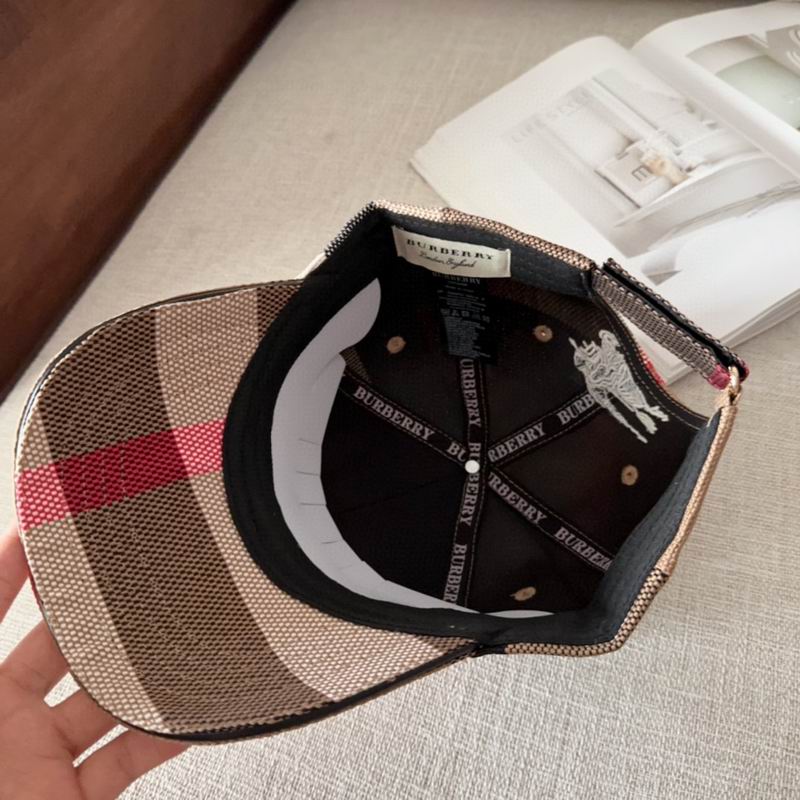 Burberry Cap dx (30)