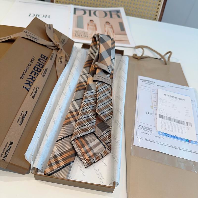 Burberry Tie hm (32)