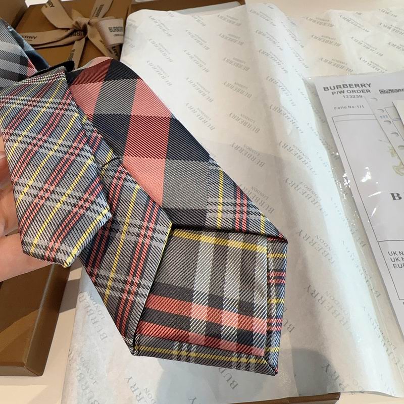 Burberry Tie hm (50)