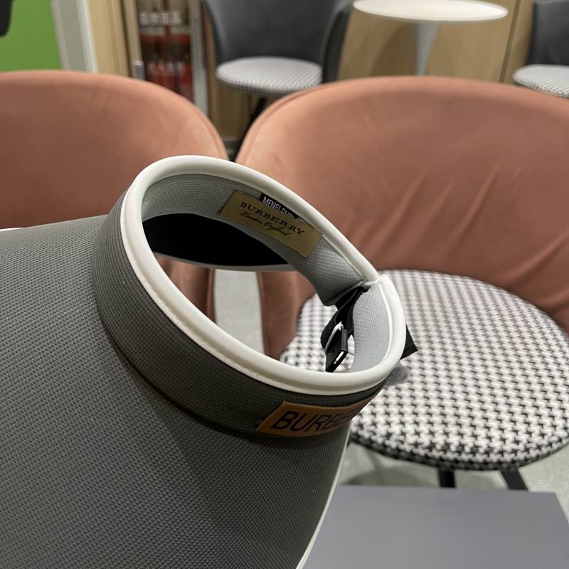Burberry Visor (3)