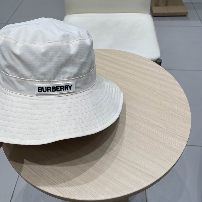 Burberry hat (2)