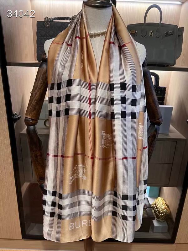 Burberry silk Scarf 90-180cm E18 (5)