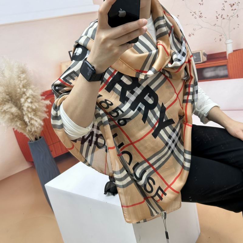 Burberry silk Scarf 90-180cm E19 (14)