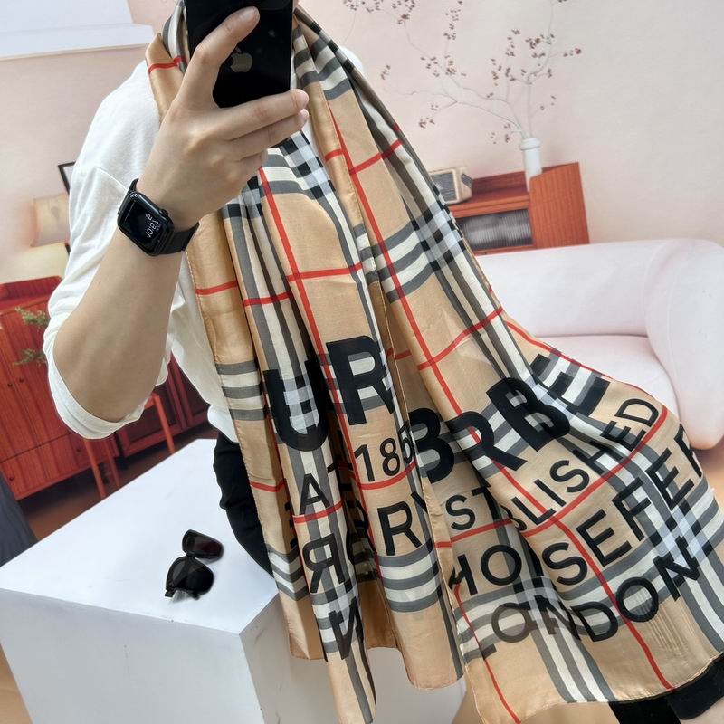 Burberry silk Scarf 90-180cm E19 (15)