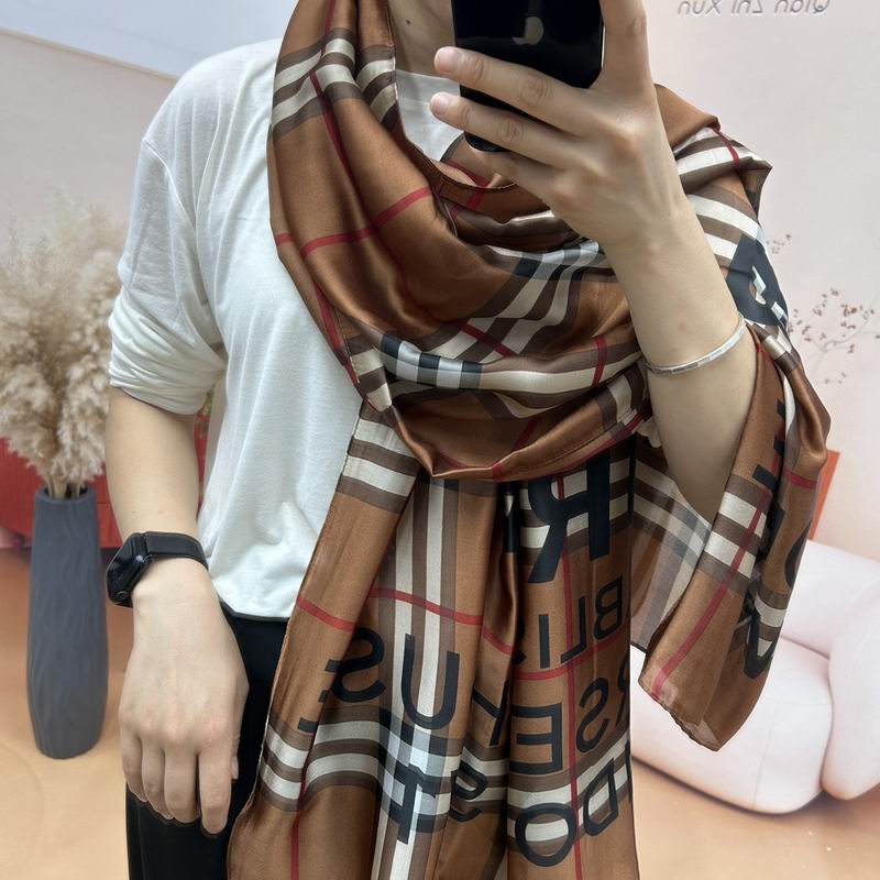 Burberry silk Scarf 90-180cm E19 (20)