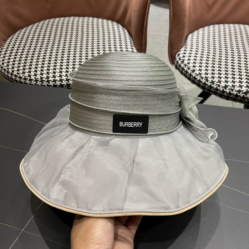 Burberry top hat (16)