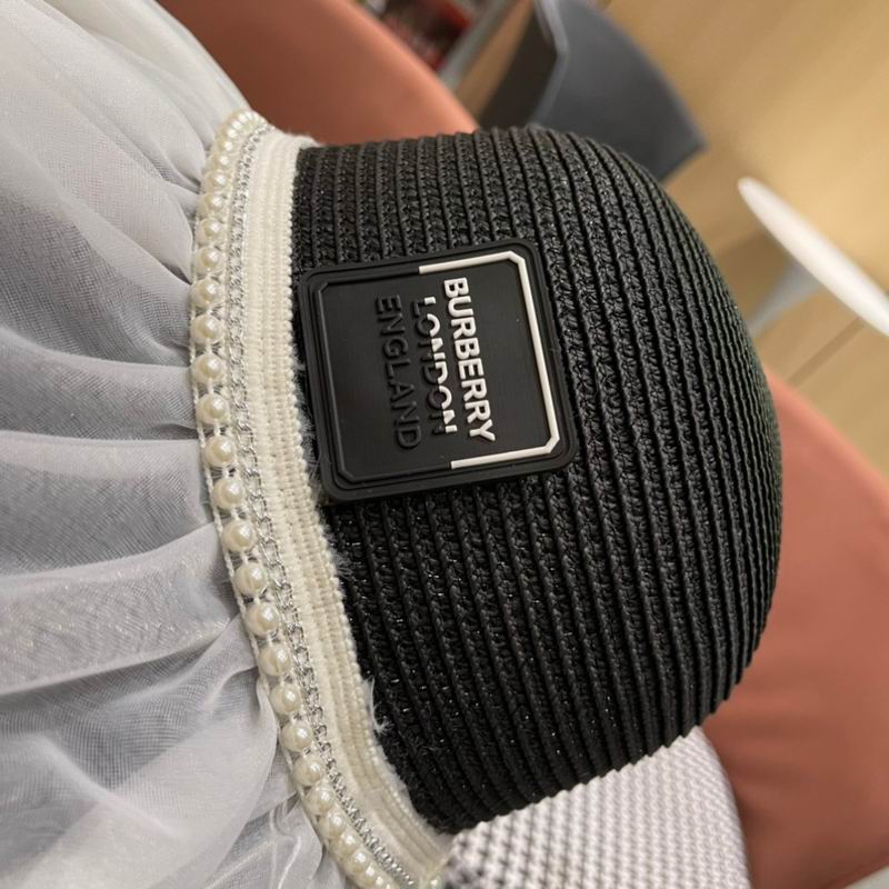 Burberry top hat (25)