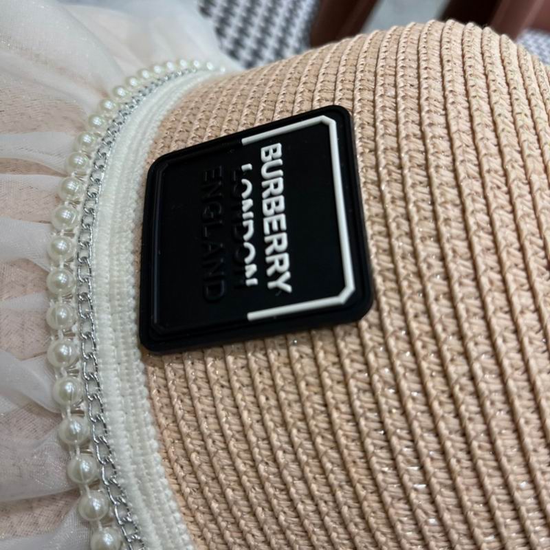 Burberry top hat (33)