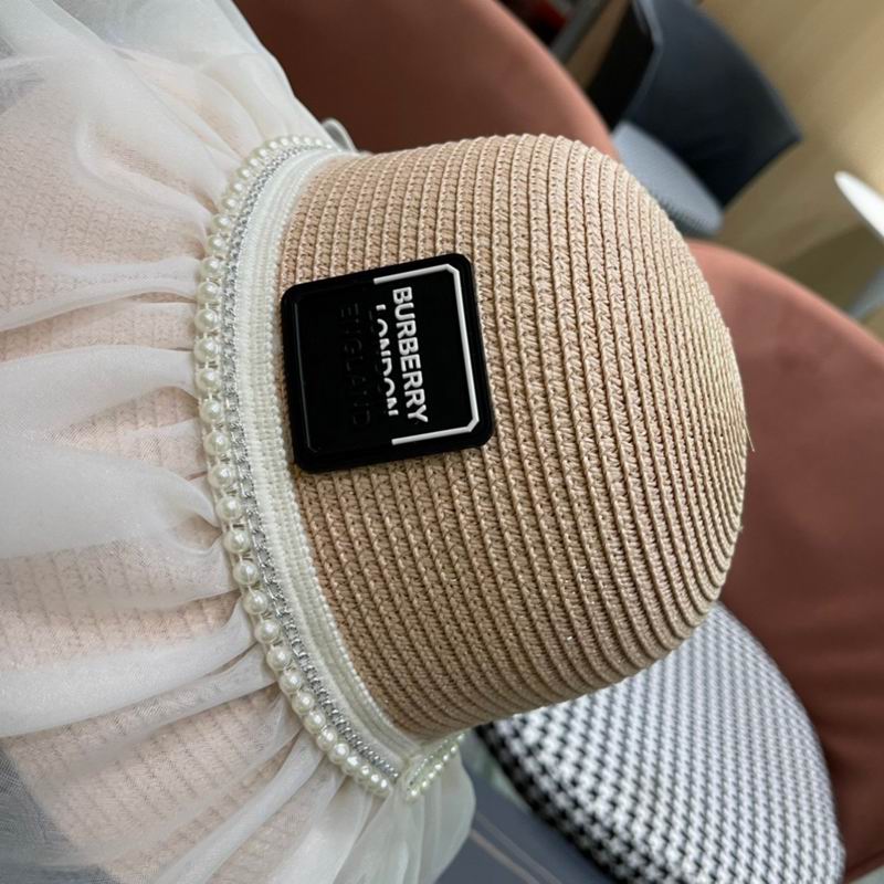 Burberry top hat (35)