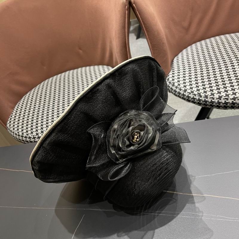 Burberry top hat (38)