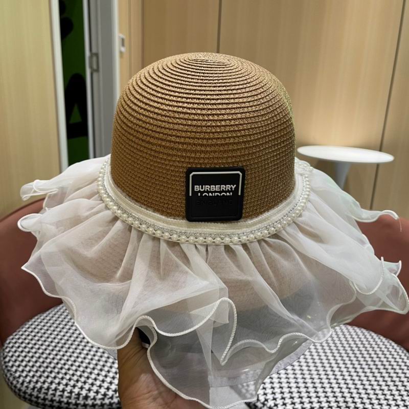 Burberry top hat (5)