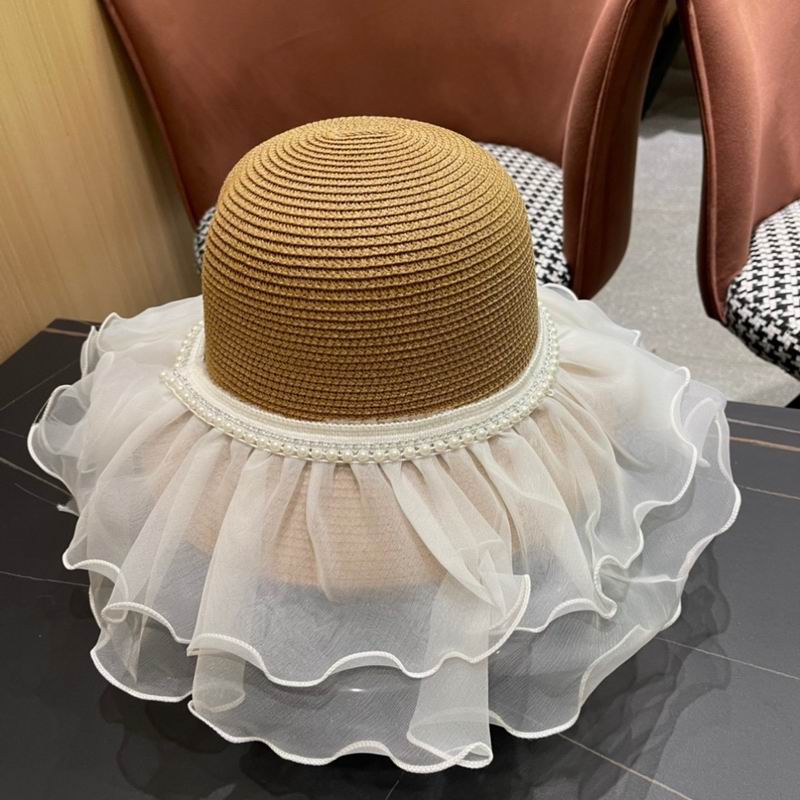 Burberry top hat (7)