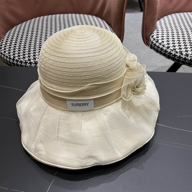 Burberry top hat (7)