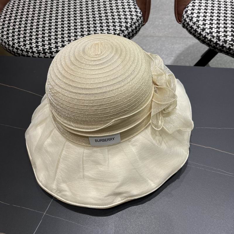 Burberry top hat (8)