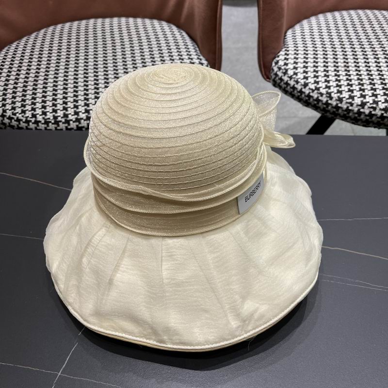 Burberry top hat (9)