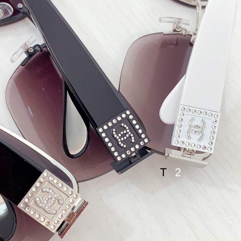 CHANEL CH411 56 16-130 b08