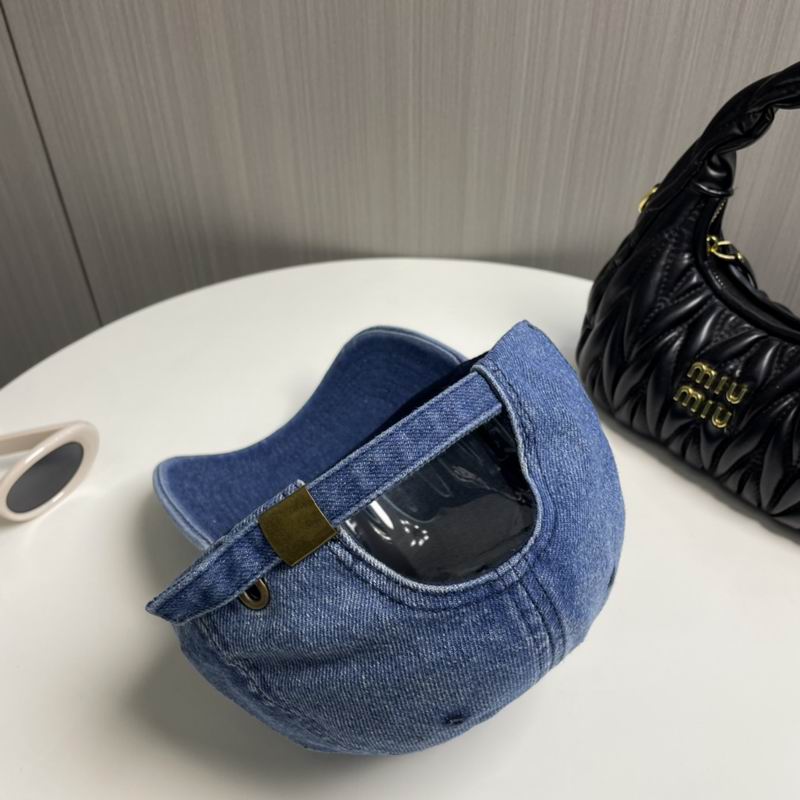 Celine Cap dx (44)
